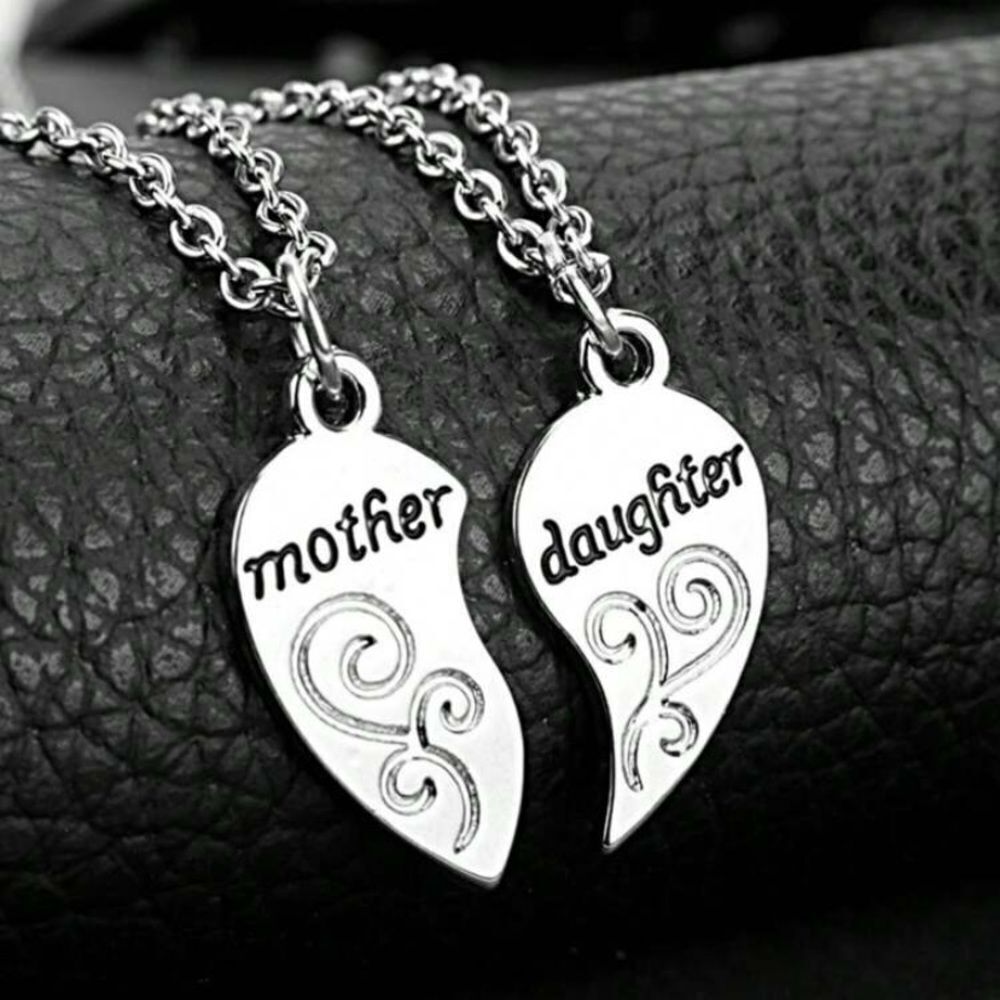 3for$20 NEW 2pcs Heart Shaped Necklace Set, Mother Daughter Love Pendant